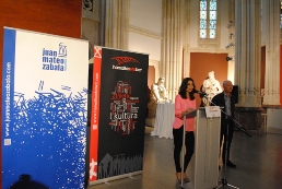 Itziar Atienza aurkezle lanetan