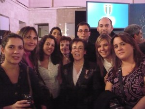 Maria Liusa eta ikasleak "Lan Ona"ri saria jaso zueneko egunean.